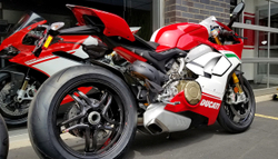 BST Диски карбоновые Rapid TEK 17x3.5 / 17x6.0 Ducati Panigale V4 / Streetfighter V4
