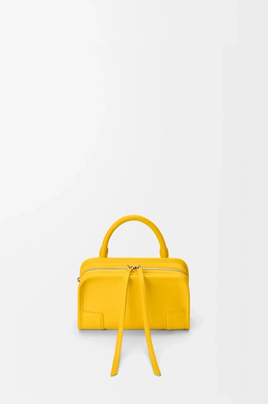 Loewe Мини-сумка Amazona 180 из мягкой телячьей кожи, желтый