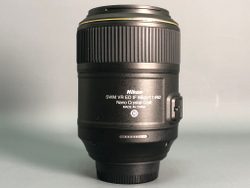 Nikon 105mm 2.8G IF-ED AF-S VR Micro-Nikkor