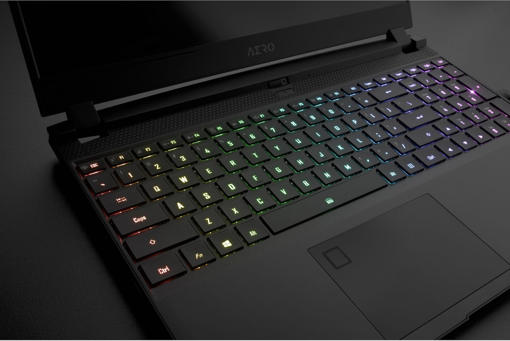 Ноутбук Gigabyte AERO 15 KB-7RU1130SH 15.6; 1920x1080 (Full HD), Intel Core i7 10750H, 2600 МГц, 16 Гб DDR-4, 512 Гб SSD, GeForce RTX 2060 6144 Мб, Wi-Fi, Bluetooth, Cam, Windows 10 Home (64 bit), чёрный