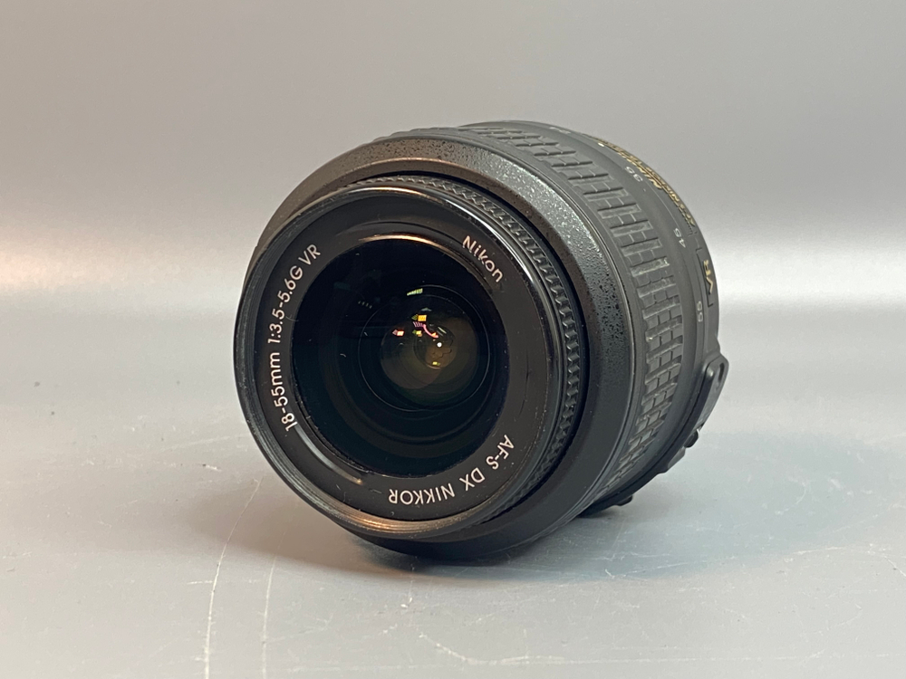 Nikon D3100 Kit 18-55mm 12.234 Кадров