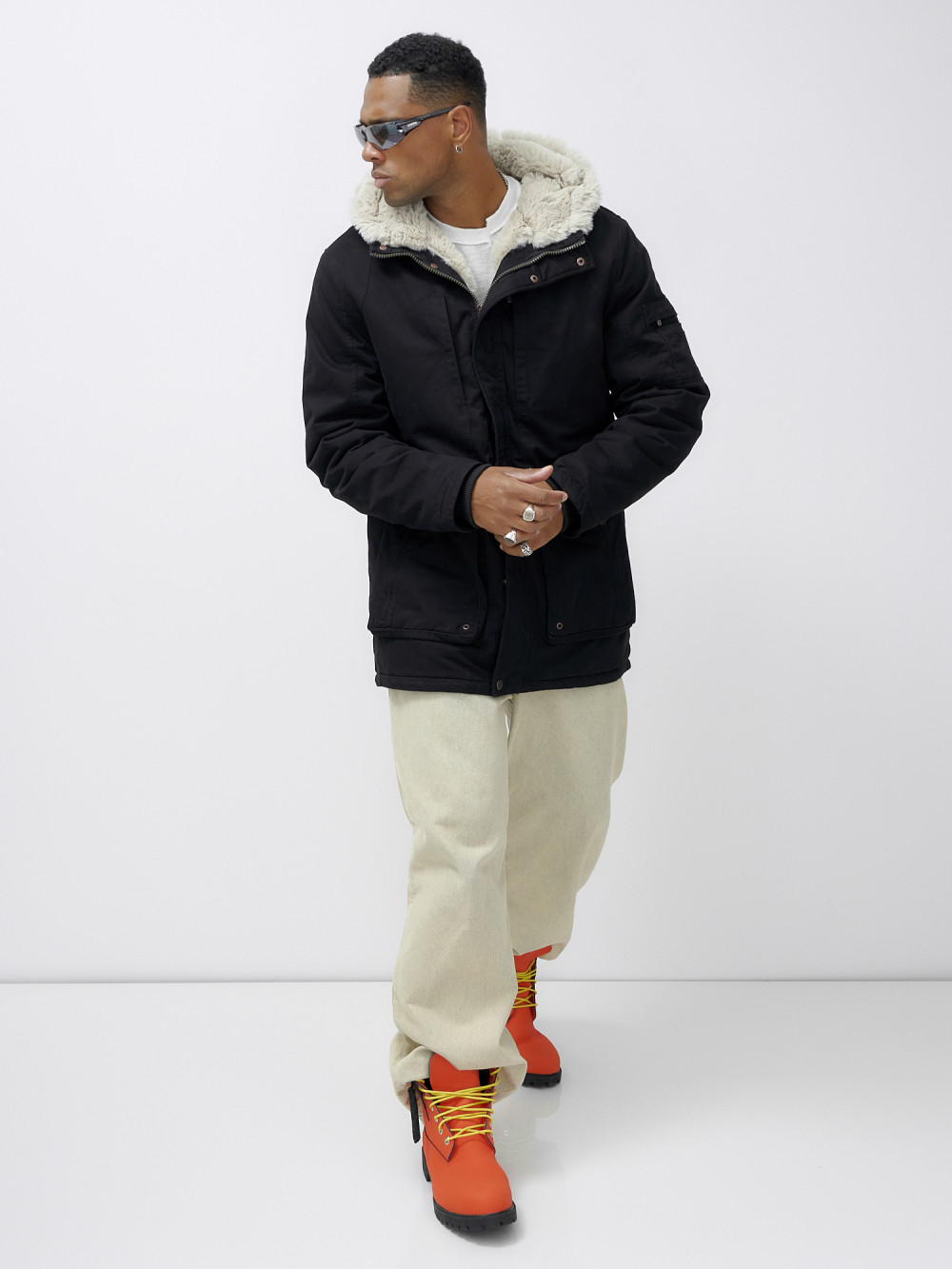 Парка мужская зимняя удлиненная с мехом черного цвета 2608Ch