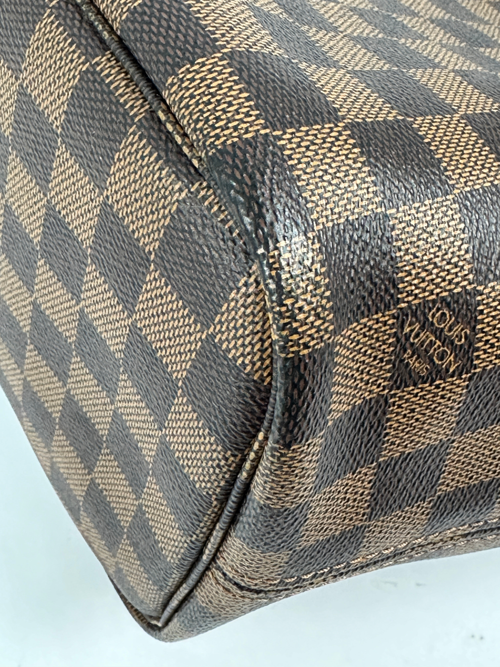 Сумка Louis Vuitton Neverfull MM