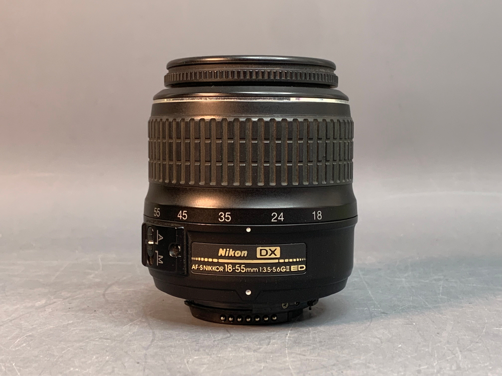 Nikon D3100 Kit 18-55mm 30.998 Кадров