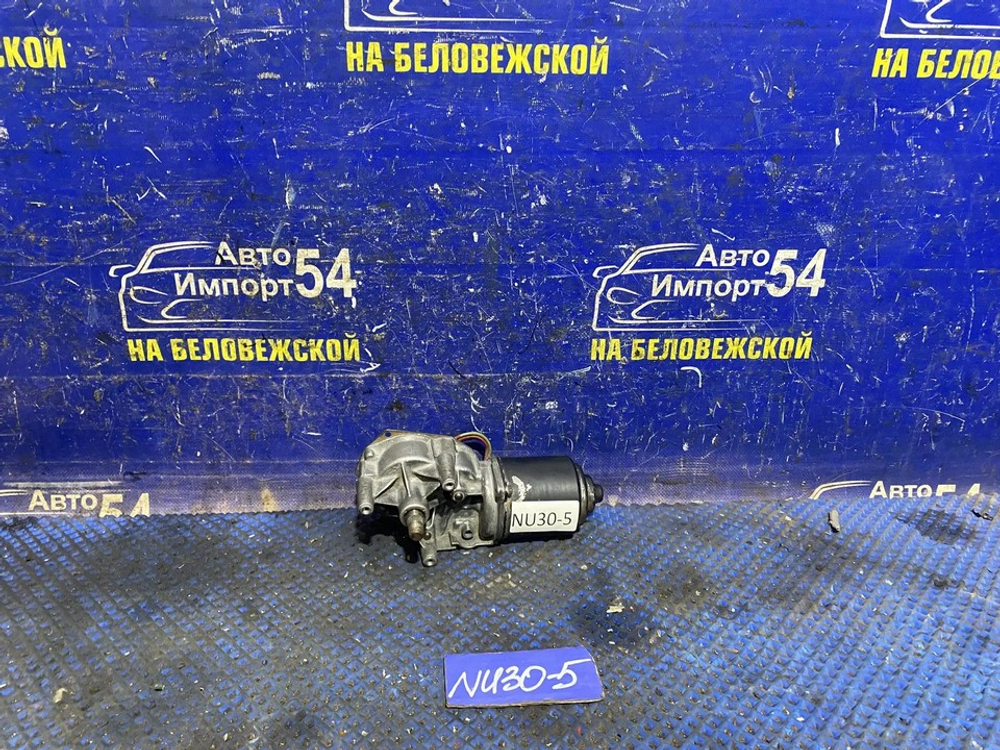Моторчик переднего дворника NISSAN PRESAGE 1999