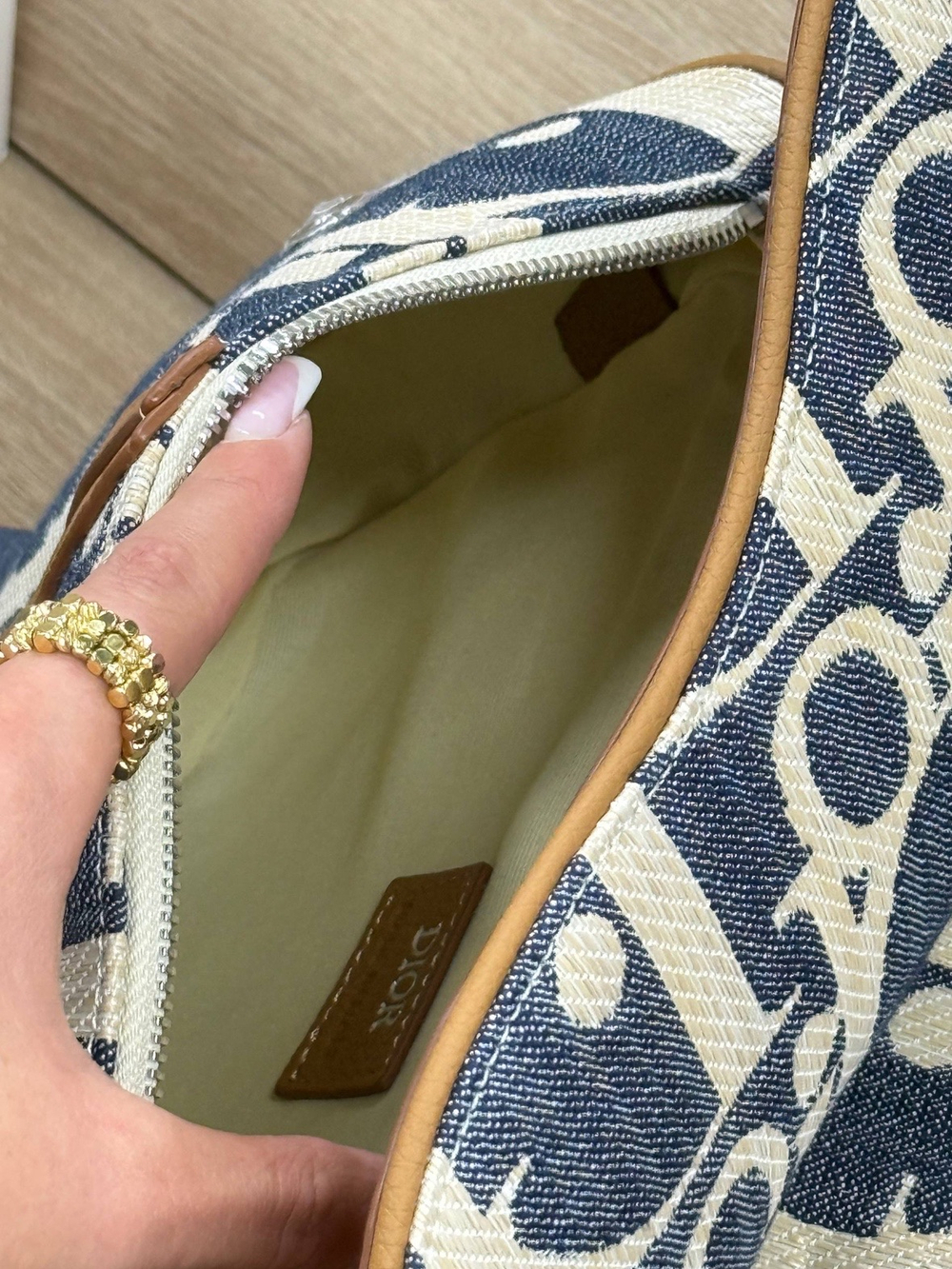Сумка через плечо Christian Dior Saddle