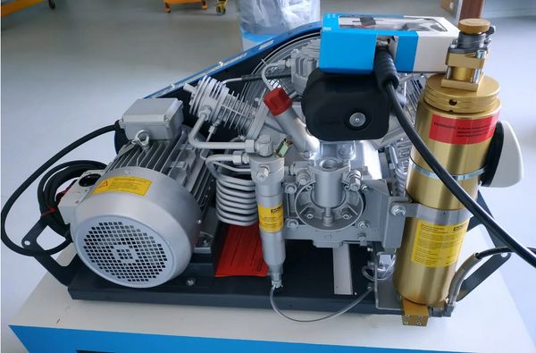 Компрессор Bauer Нептун 210-Б