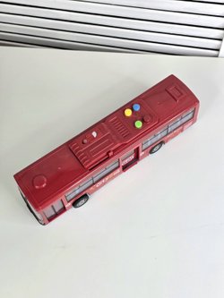 Игровая машинка Автобус со светом и звуком красный (202388598-1)