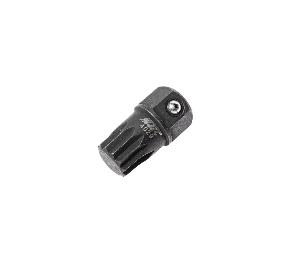 JTC-4029 - Головка для маслосливных пробок 14ммхM14 SPLINE (VW, AUDI) JTC - 
  Головка применяется для снятия маслосливных пробок в автомобилях Фольксваген (Volkswagen), Ауди (Audi).
  Используется с ключом 14 мм.
   Тип головки: Spline.
   Размер: M14.
   Длина: 30 мм.
  Количество в оптовой упаковке: 100 шт.
  Габаритные размеры: 120/65/25 мм. (Д/Ш/В) 
  Вес: 43 гр.
