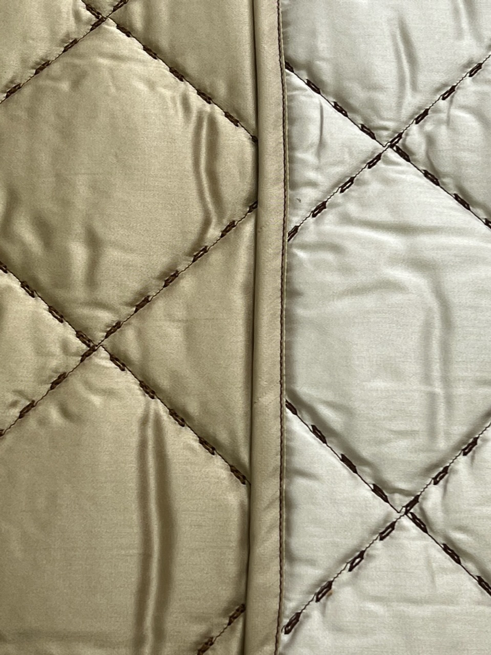 Покрывало 260х270 Trussardi Seam Line бежевое