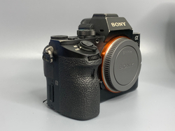 Sony A7 II 128.000 кадров