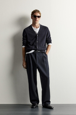 БРЮКИ RELAXED FIT СО СКЛАДКАМИ — ZARA · 8281/740