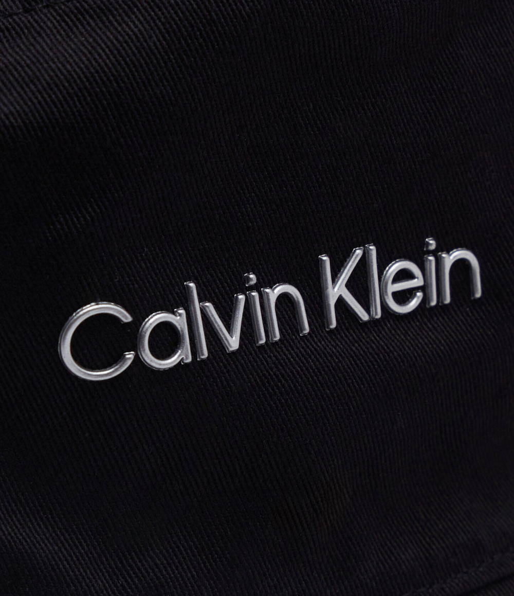 Двусторонняя шляпа Calvin Klein - черный(K60K611158)