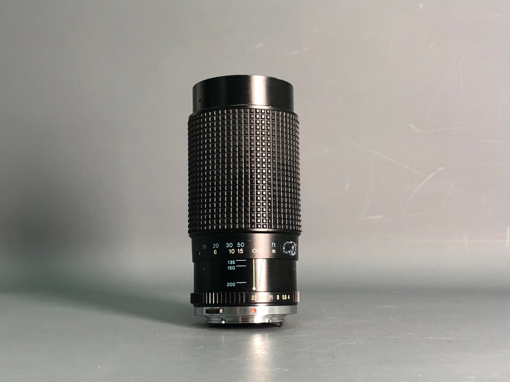 Tokina RMC 80-200mm f4 присутствуют следы грибка
