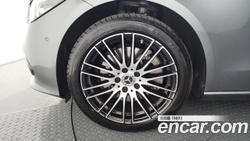 Mercedes-Benz C-Class C200 4MATIC Avantgarde — 2022