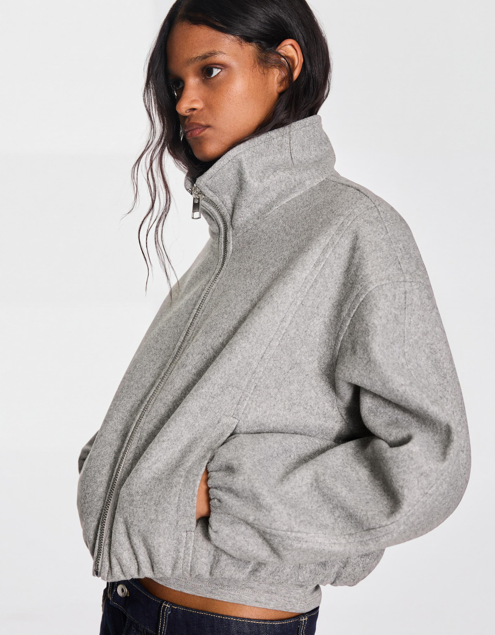 Женская куртка из фетра со сборкой по низу - BERSHKA