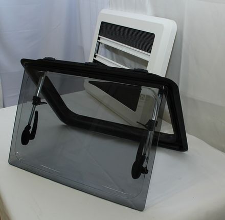 Окно откидное Mobile Comfort W1060P 1000x600 мм, штора плиссированная, антимоскитка