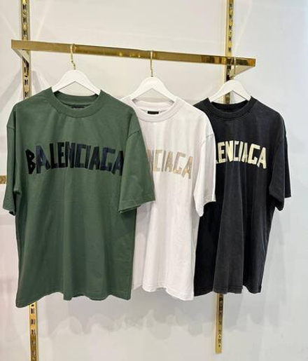 Футболка Balenciaga