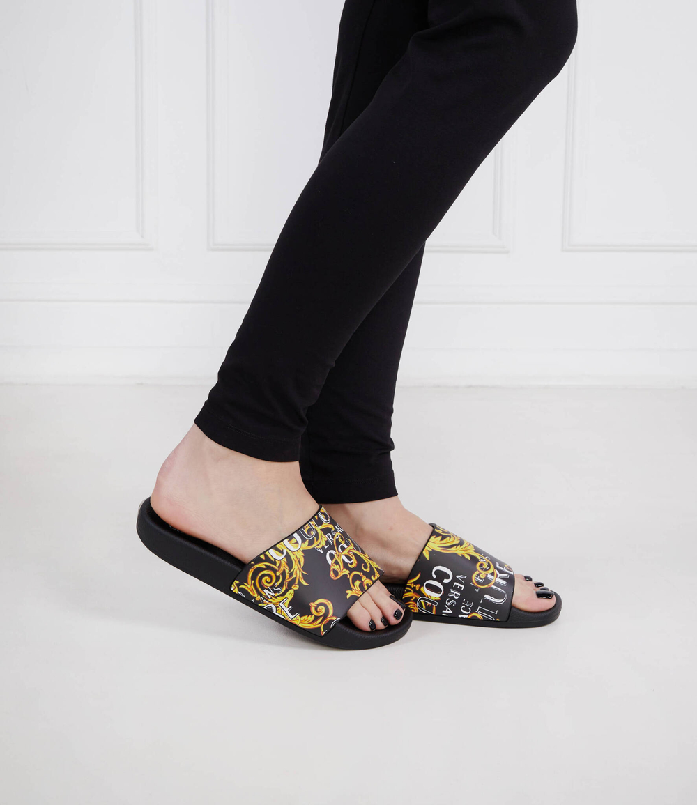 Шлепанцы Versace Jeans Couture - черный(74VA3SQ3ZS631)