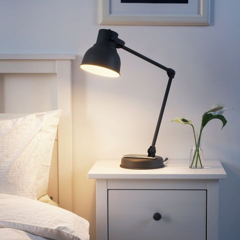 Настольный светильник с беспроводной зарядкой IKEA HEKTAR (ХЕКТАР), Темно-серый, 16 см