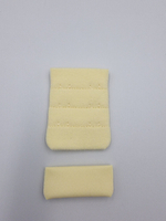 Застёжка тканевая на 2 крючка светло-желтая 3,8 см×5,3 см (Pantone 11-0616 TPG)