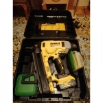 Пистолет монтажный DeWalt DCN890N