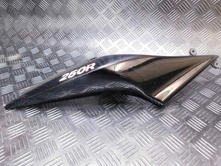 Пластик задний правый Kawasaki Ninja 250R 36040-0110