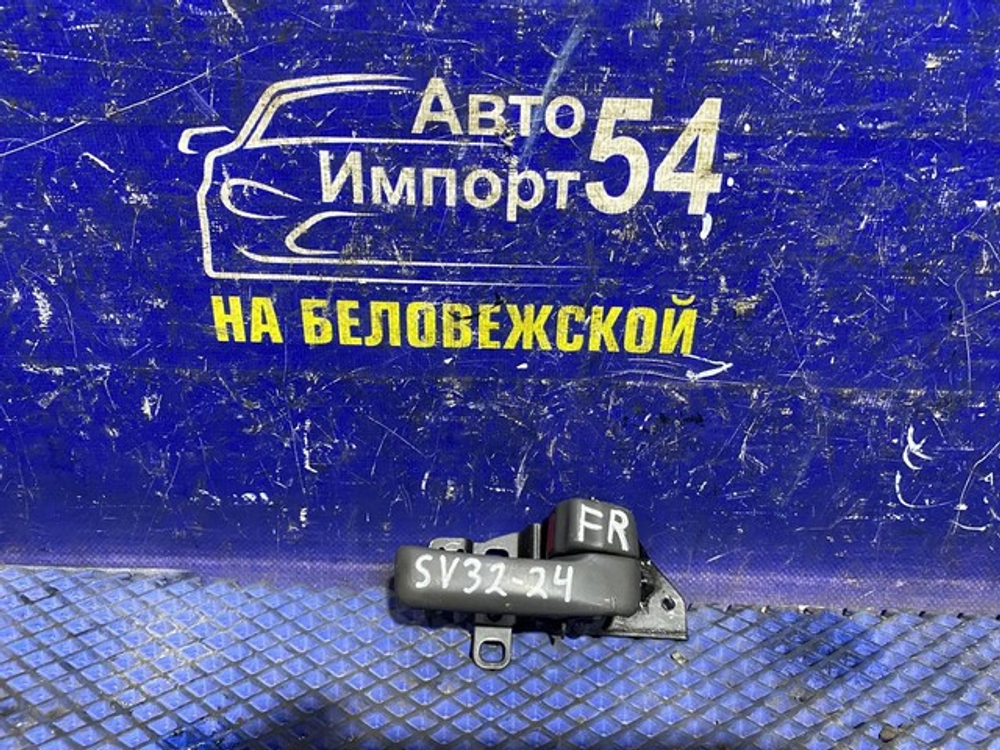 Ручка двери передней правой салонная TOYOTA CAMRY 1993