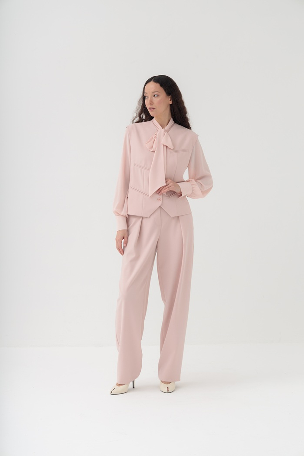 Жилет Розате NOME Atelier