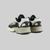  Кроссовки Adidas Originals YUNG-1 артикул:EF5342 - купить в магазине Дайс