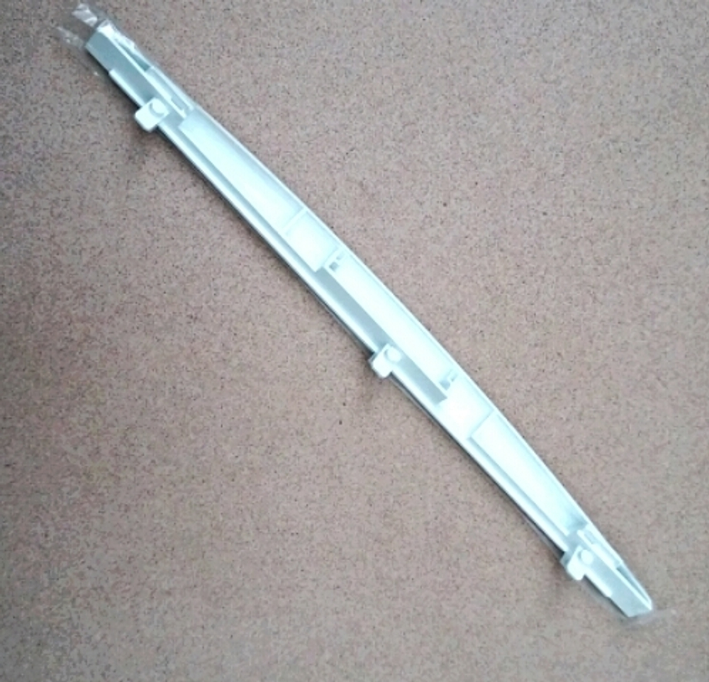 Ручка двери духовки Bosch 353993