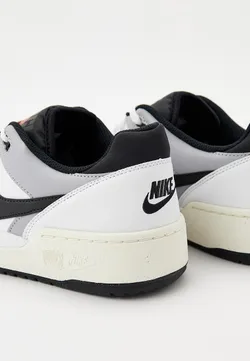 Кроссовки мужские NIKE FULL FORCE LO