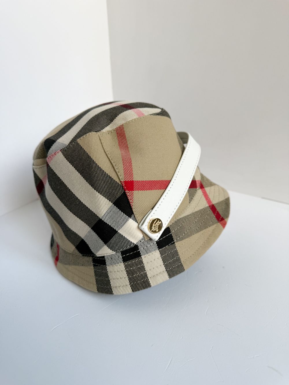 Панама Burberry, 80
