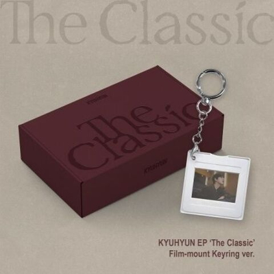 Альбом KYUHYUN - THE CLASSIC EP Album FILM-MOUNT KEYRING Version
