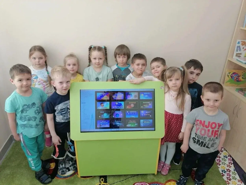 Интерактивный сенсорный стол Olodim Соник 32"