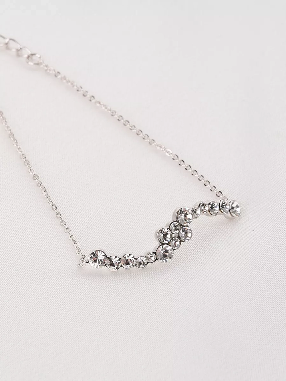 Браслет Млечный путь с белыми кристаллами Swarovski в родии