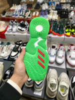 Trae Young 1 «Christmas»