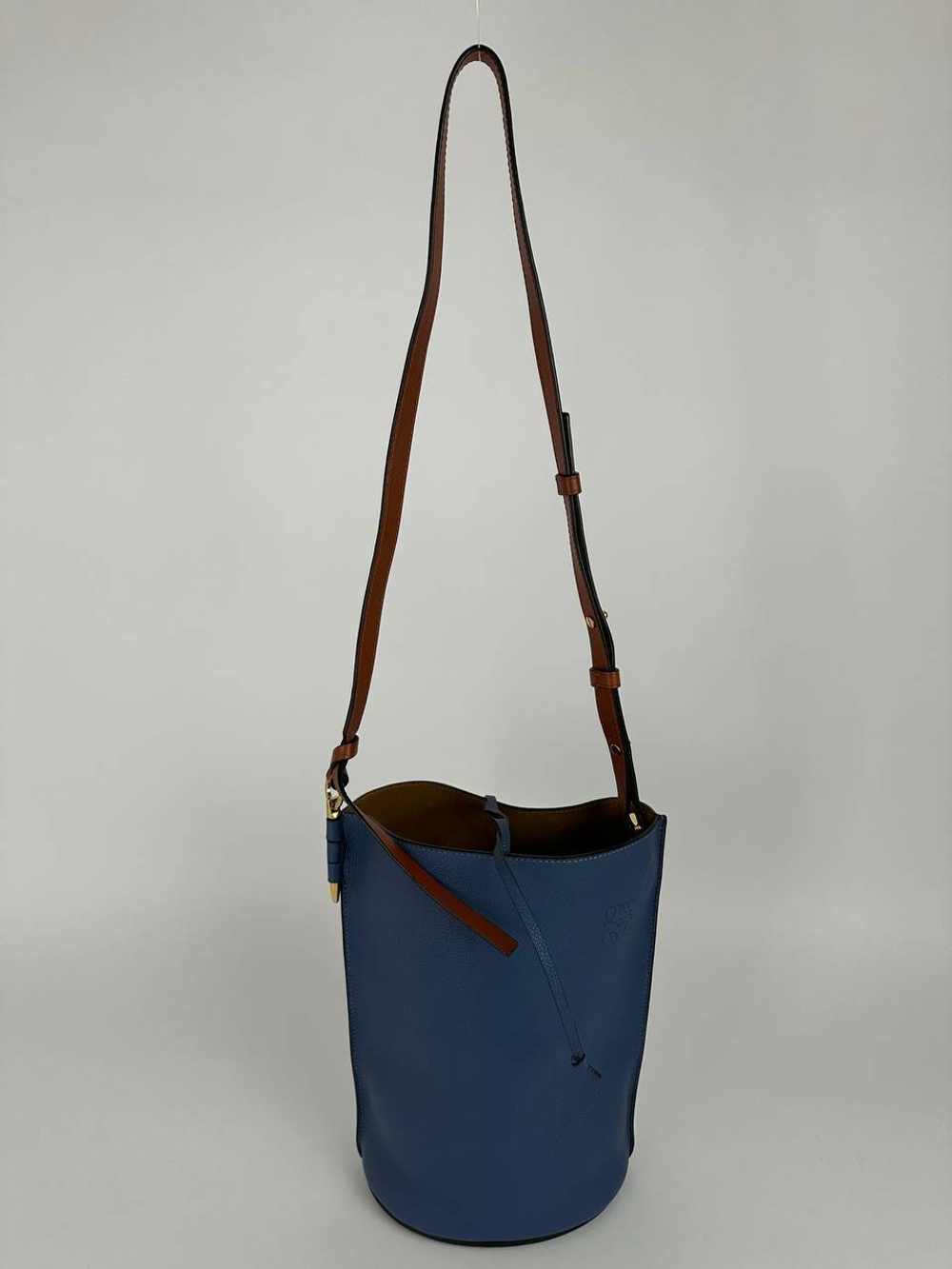 Сумка Loewe Gate Bucket Bag