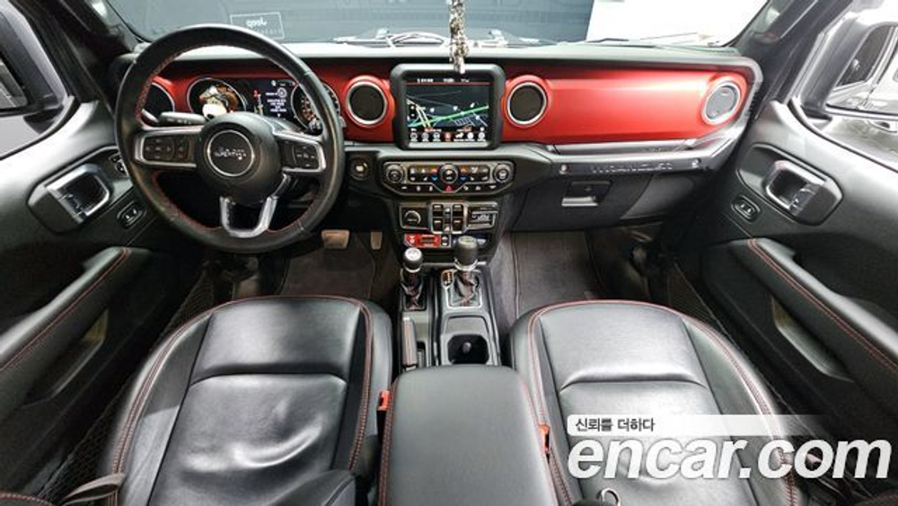 Jeep Wrangler (JL) 2.0 4 — 2023