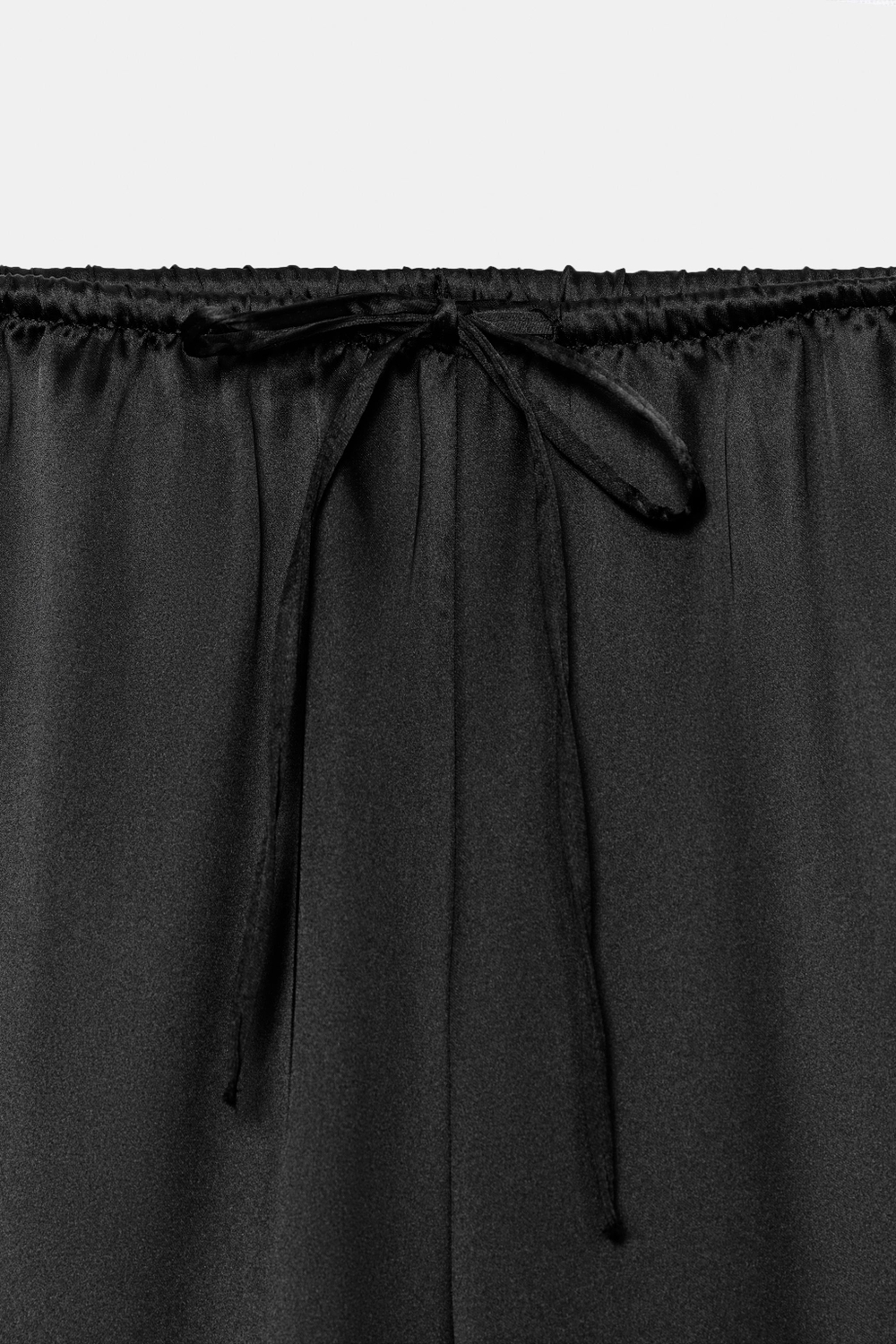 АТЛАСНЫЕ БРЮКИ С АНИМАЛИСТИЧЕСКИМ ПРИНТОМ И ШНУРКОМ — ZARA