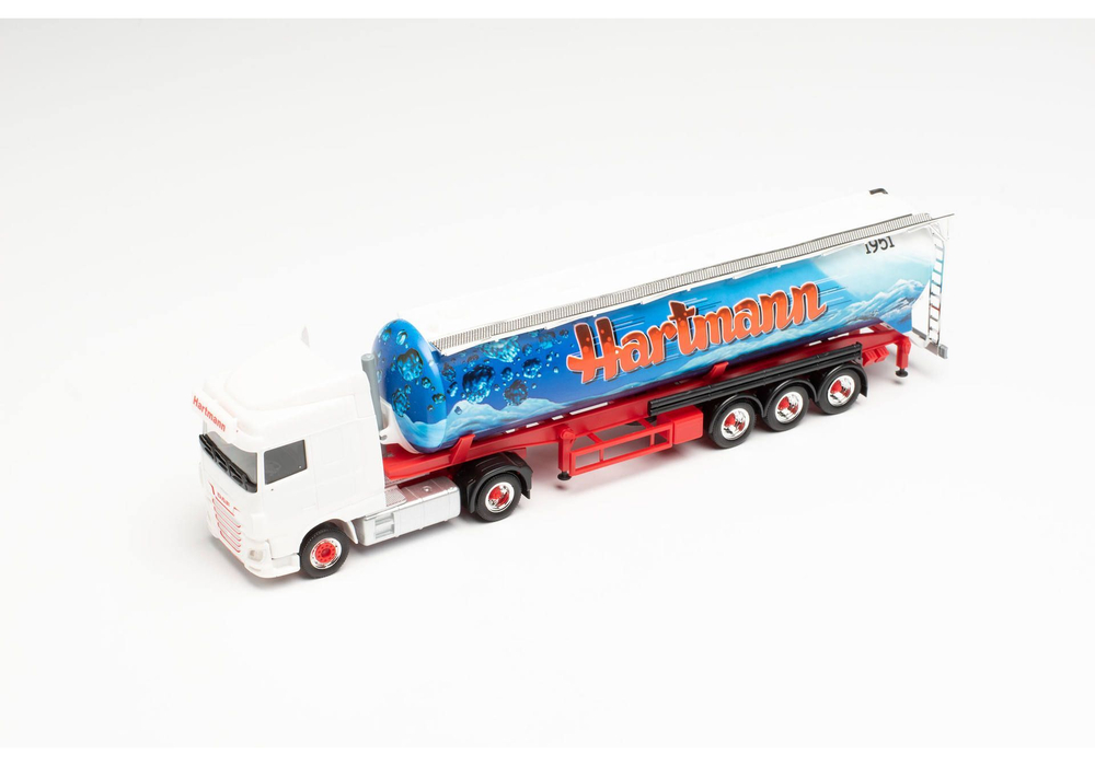 Грузовик DAF XF Euro 6 SC пп цистерна „Hartmann“
