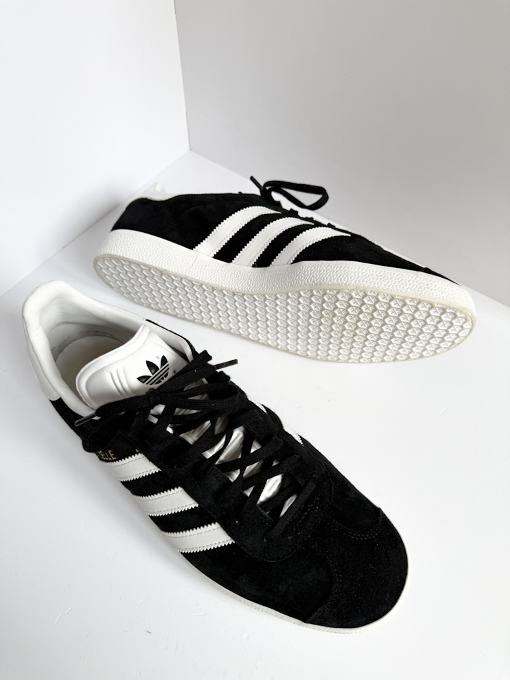 Замшевые кроссовки Adidas Gazelle, 43