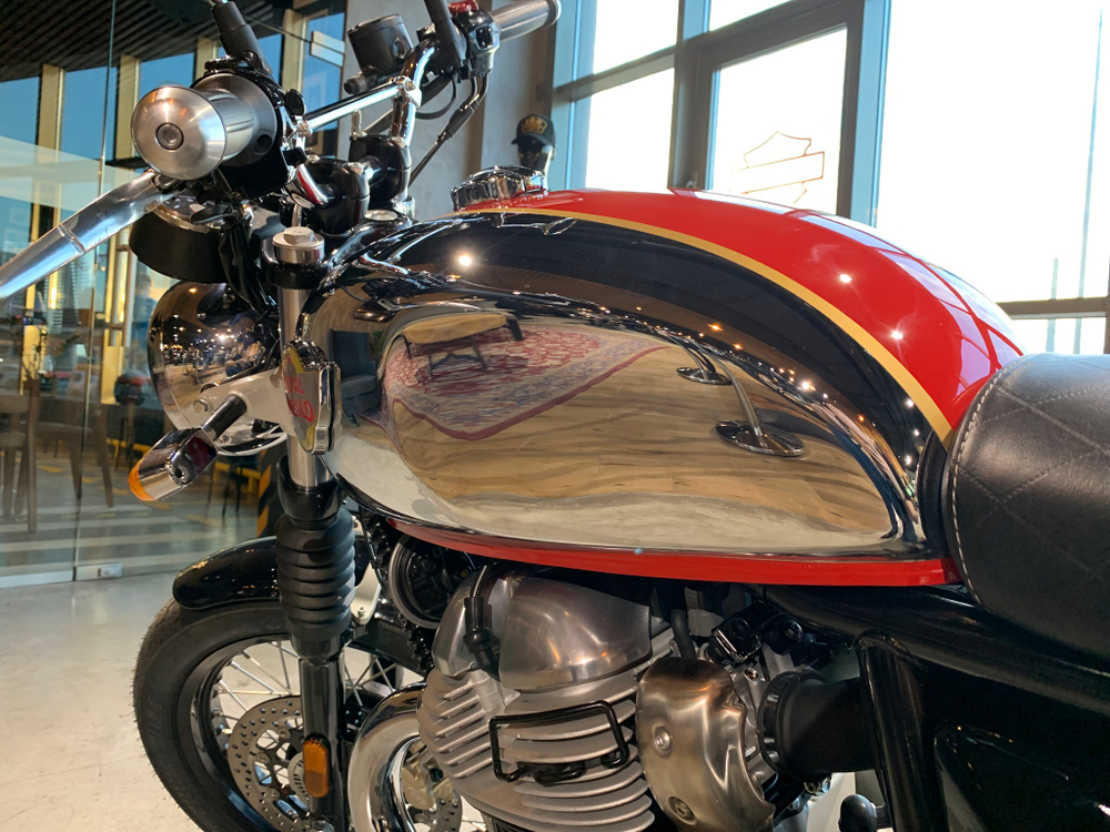 Royal Enfield Interceptor 650 Mark 2 (Special / Premium) 2025