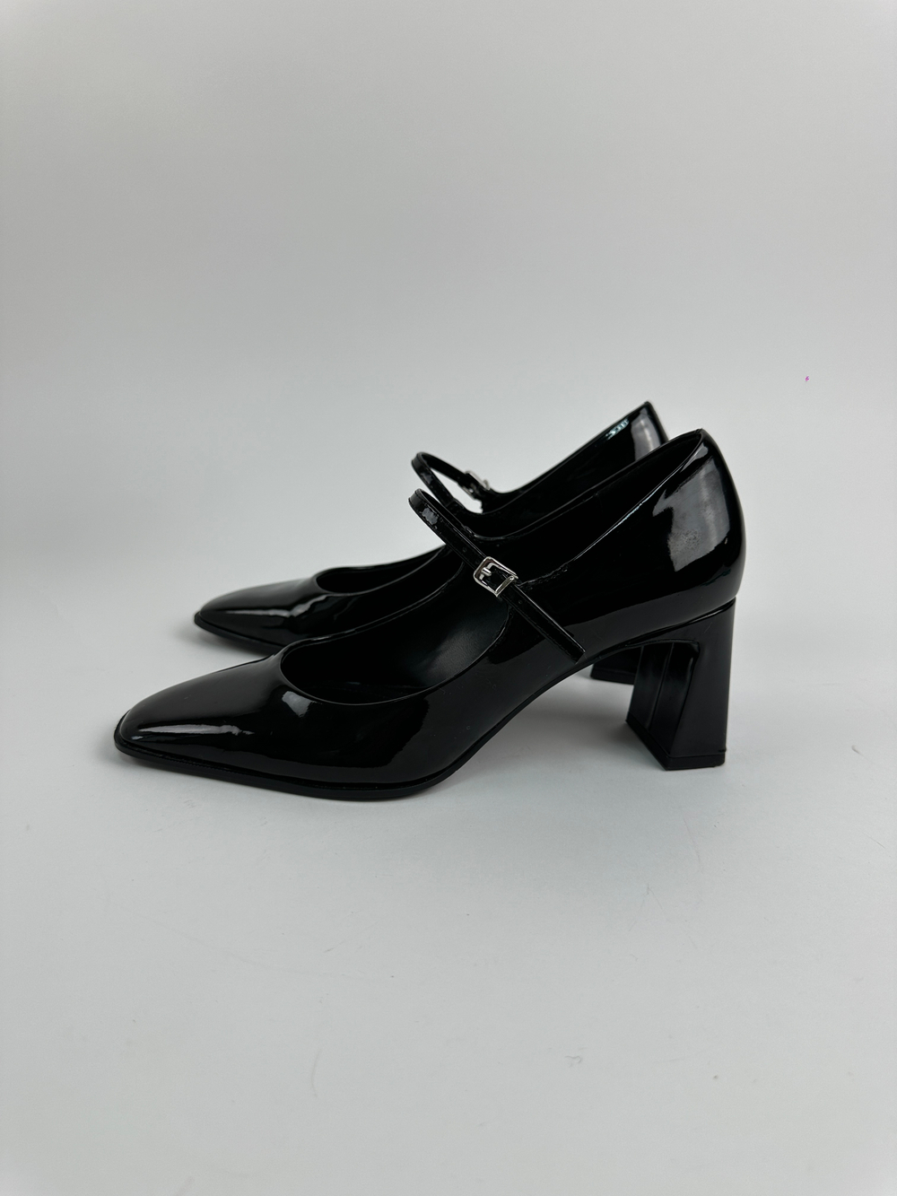 Туфли Zara