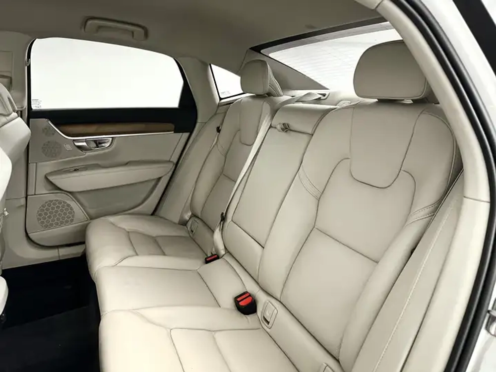 Volvo S90 2.0 B4 Mild Hybrid Momentum Business