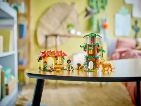 Конструктор LEGO Disney 43251 Приют для животных Антонио