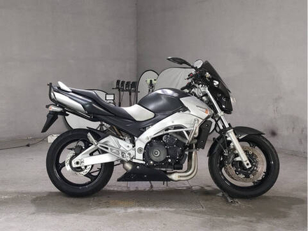 Suzuki GSR400 2008