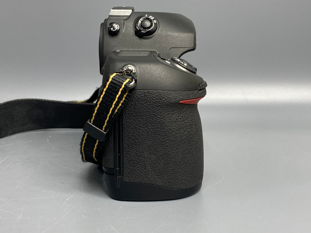 Nikon F6