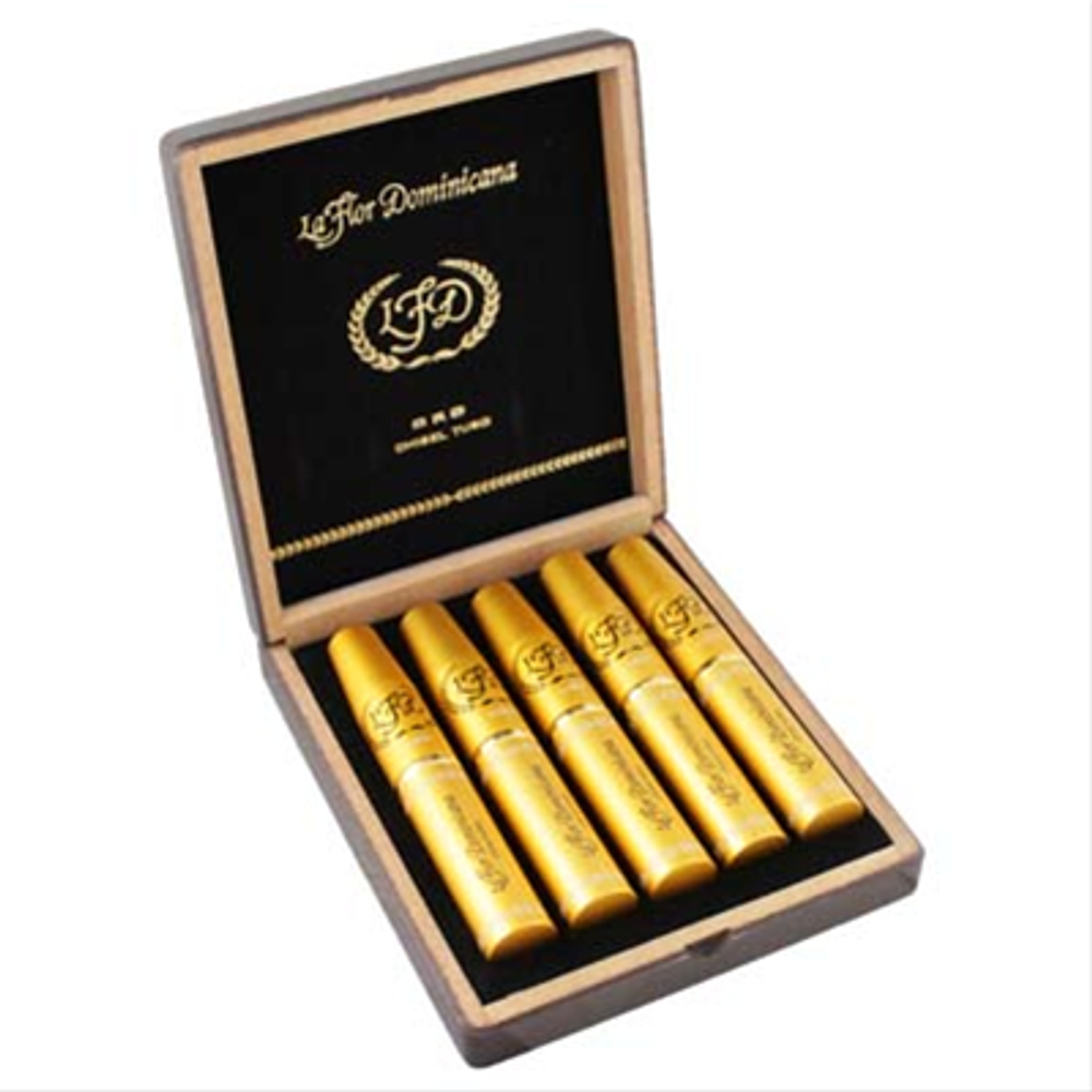 La Flor Dominicana Oro Chisel