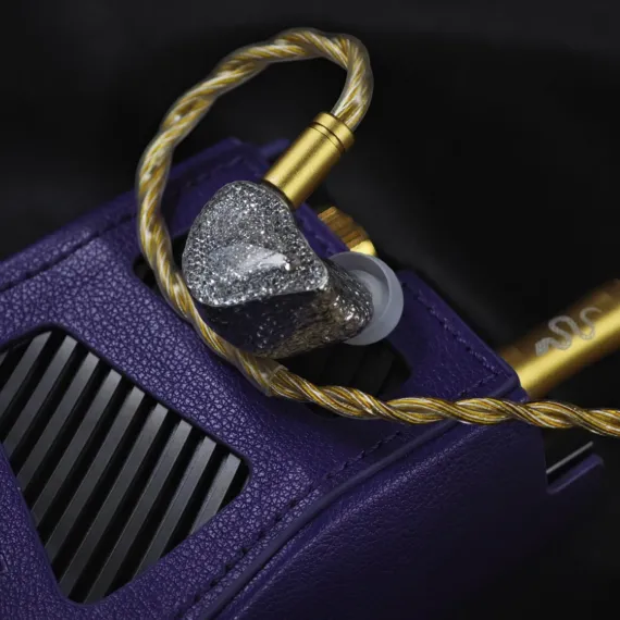 EarAcoustic SPA Limited Edition Silver Snake Collectors Version Silver